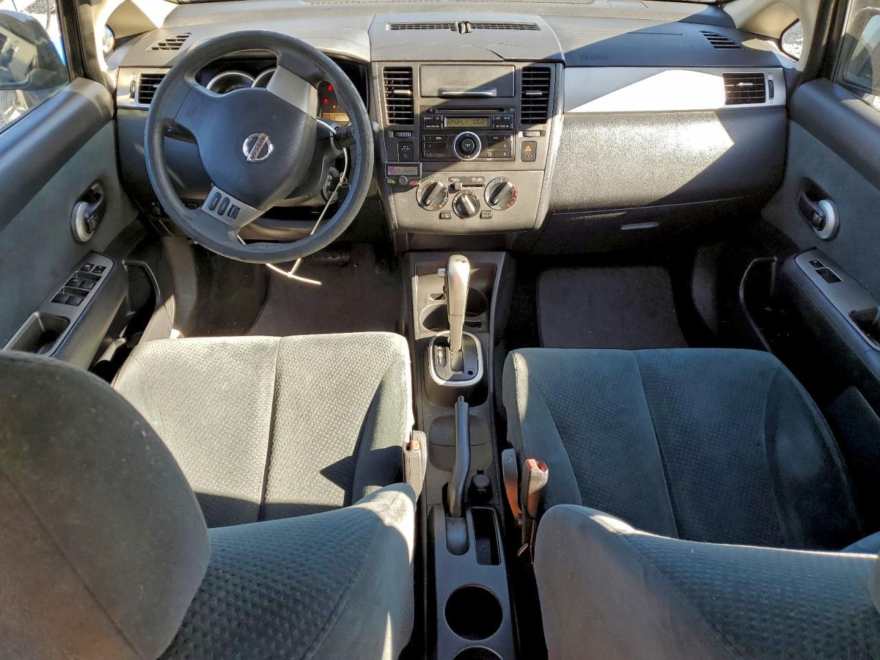 2010 NISSAN VERSA