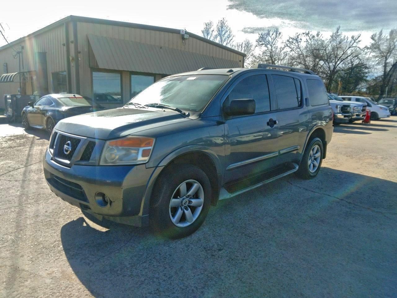 2013 NISSAN Armada