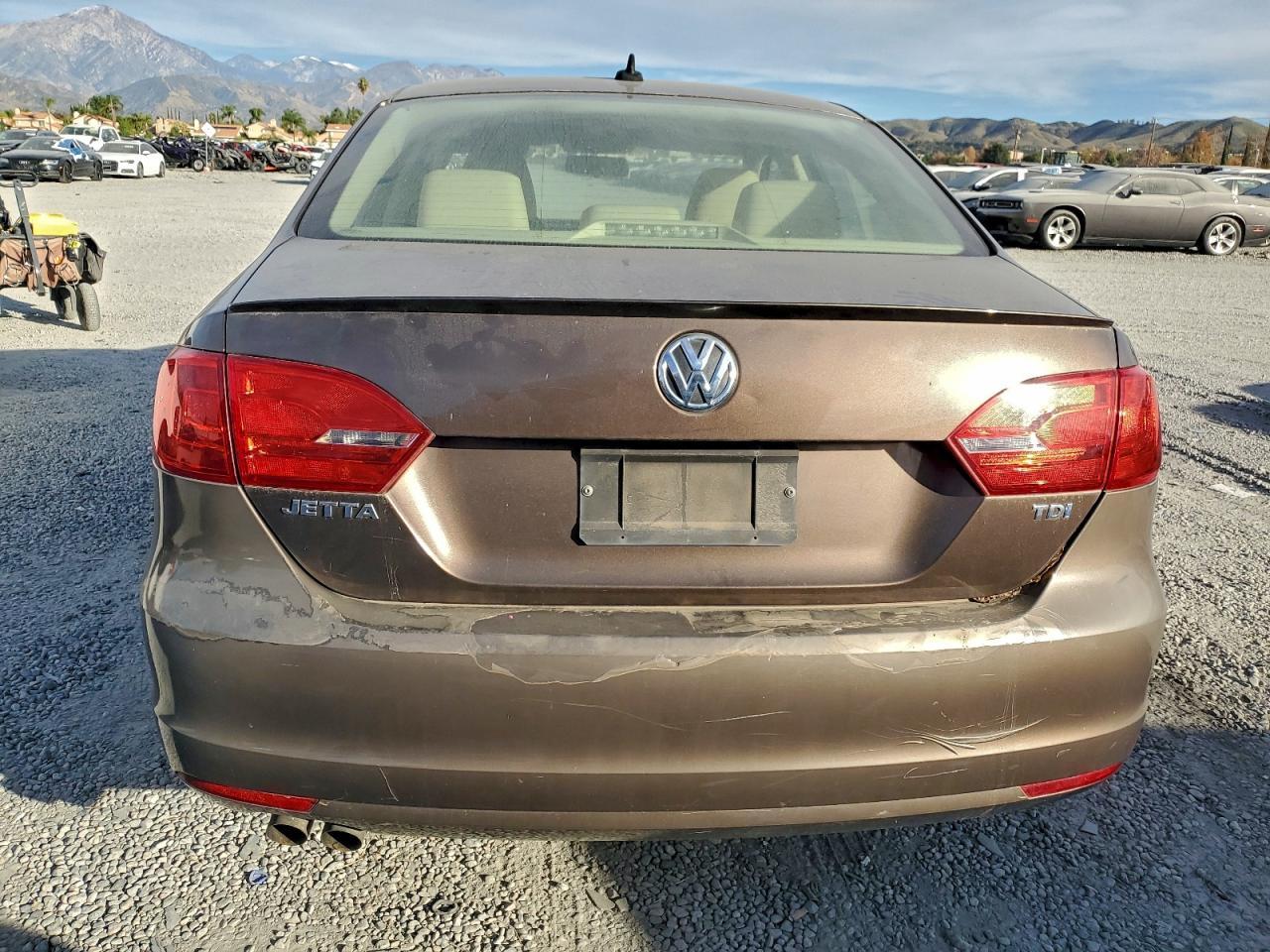 2012 VOLKSWAGEN JETTA