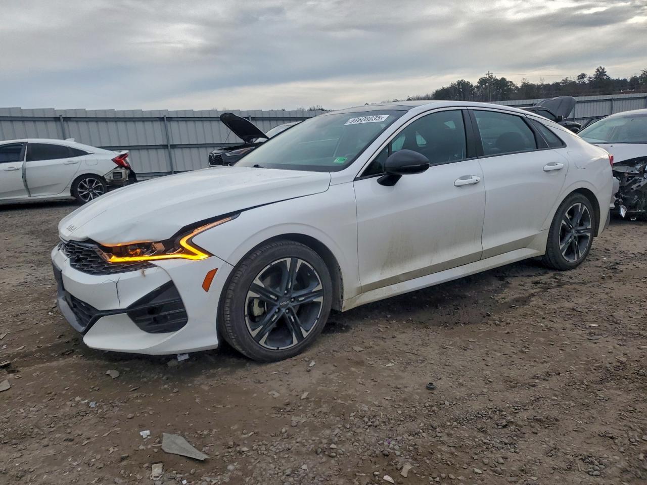 2022 KIA K5