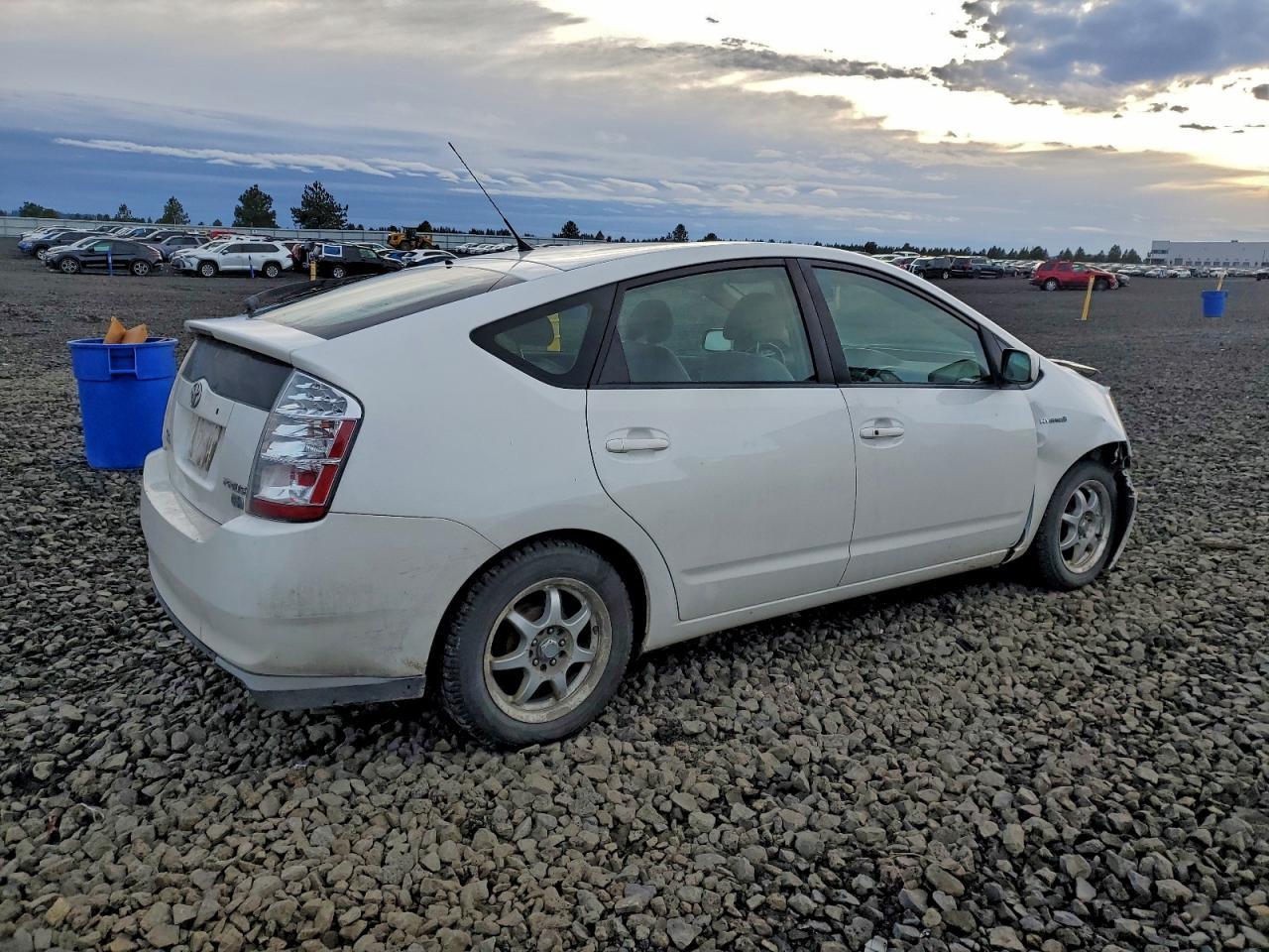 2009 TOYOTA PRIUS