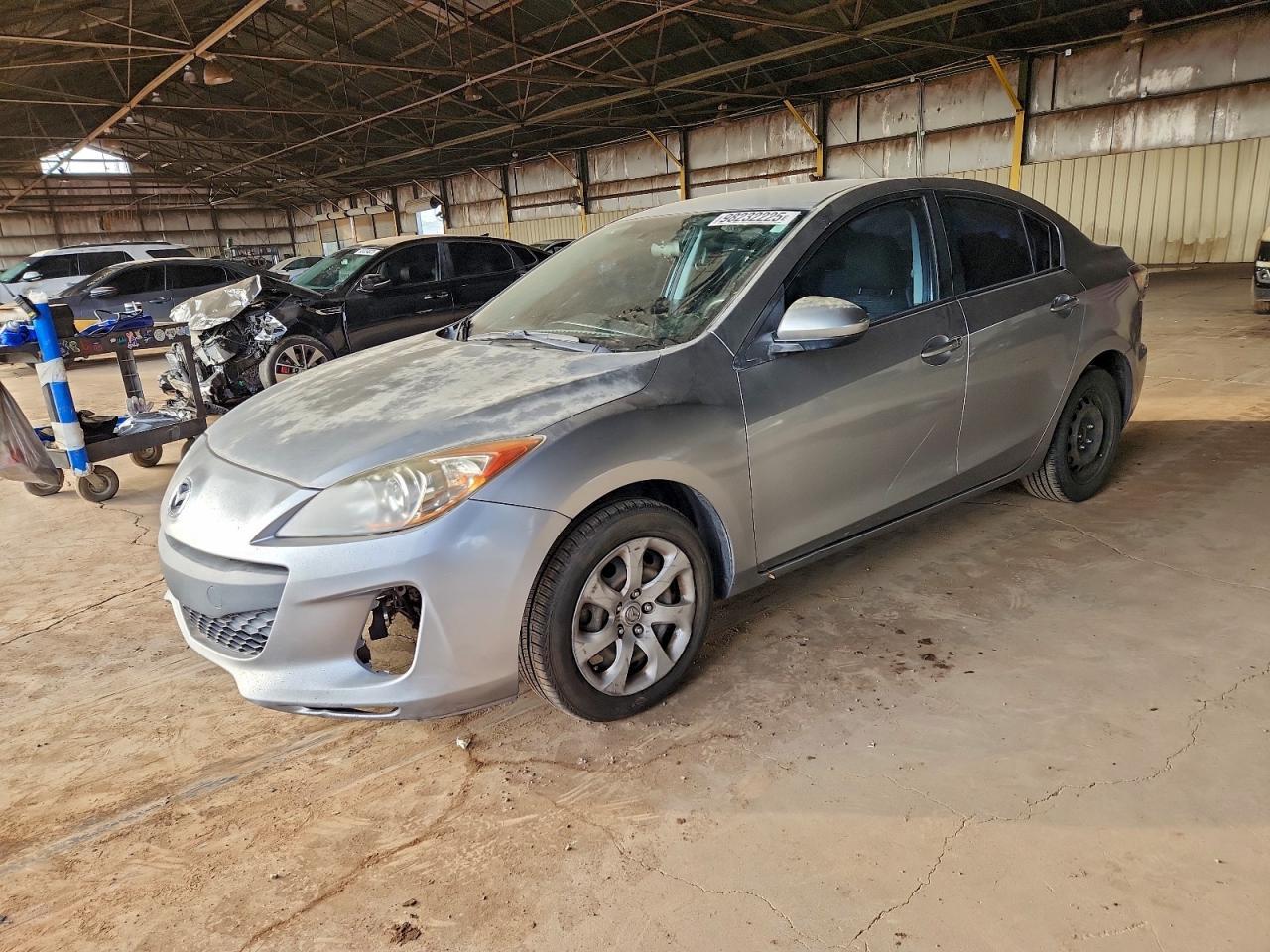2013 MAZDA 3