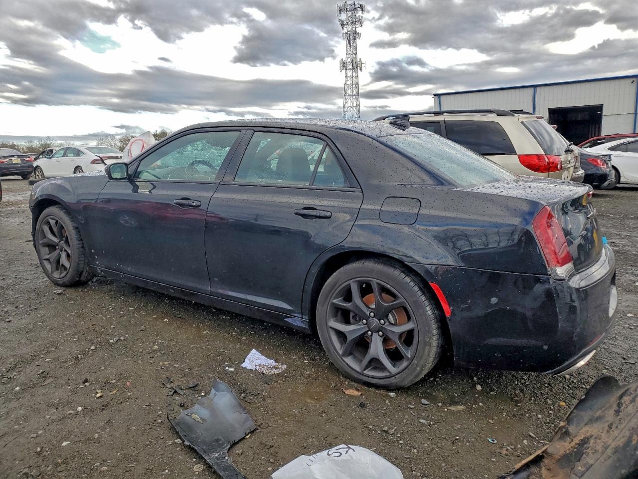 2021 CHRYSLER 300