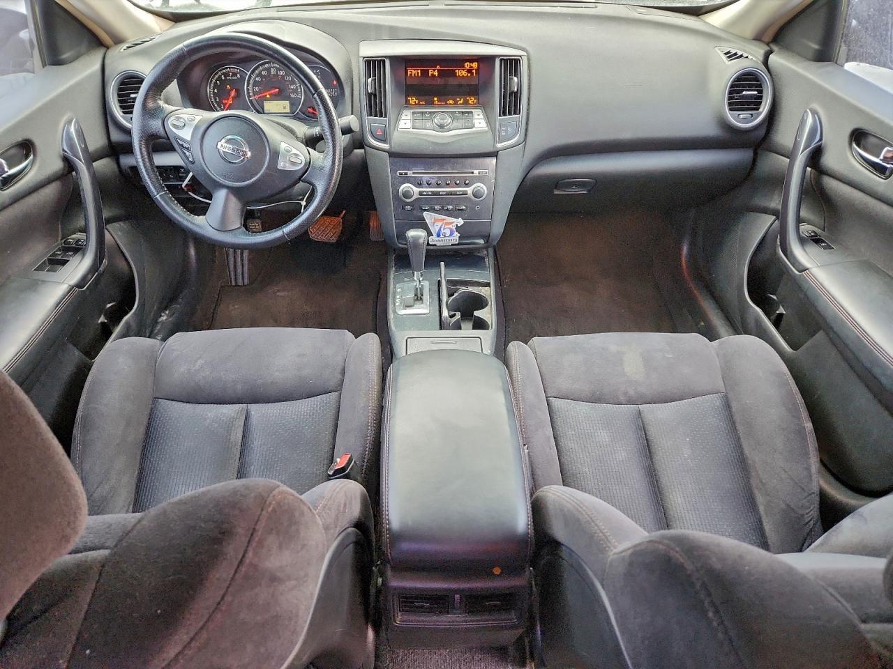 2014 NISSAN Maxima