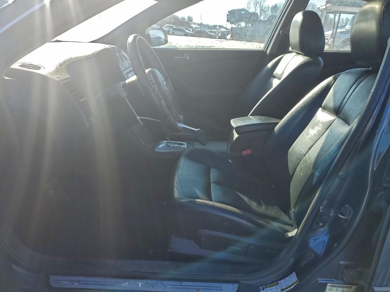2010 NISSAN ALTIMA