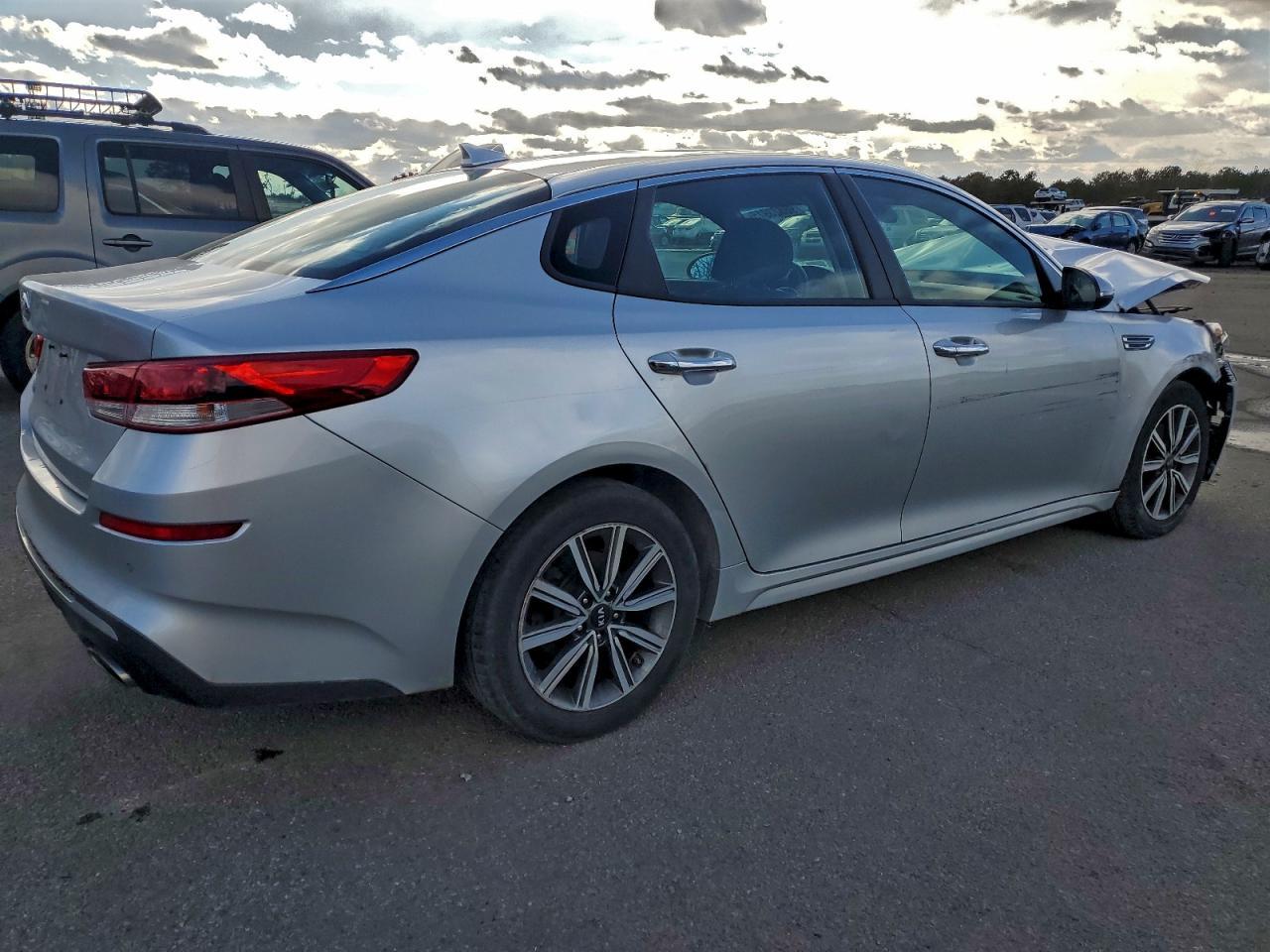 2019 KIA OPTIMA