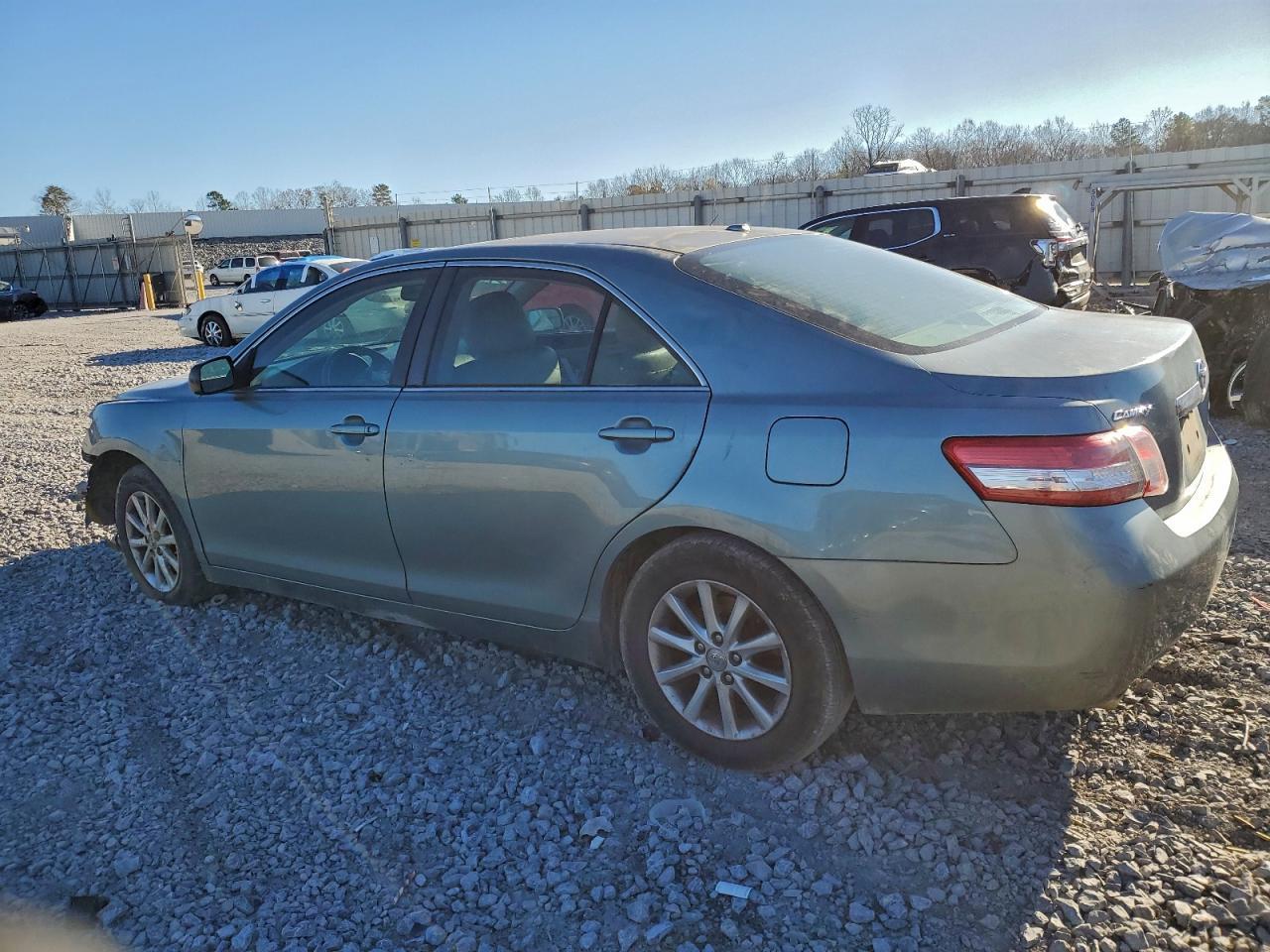 2011 TOYOTA CAMRY