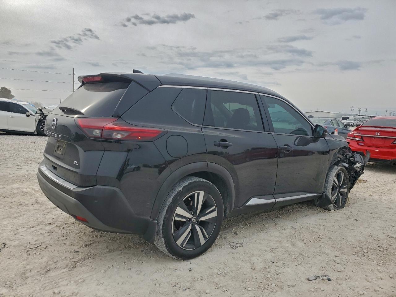 2021 NISSAN ROGUE