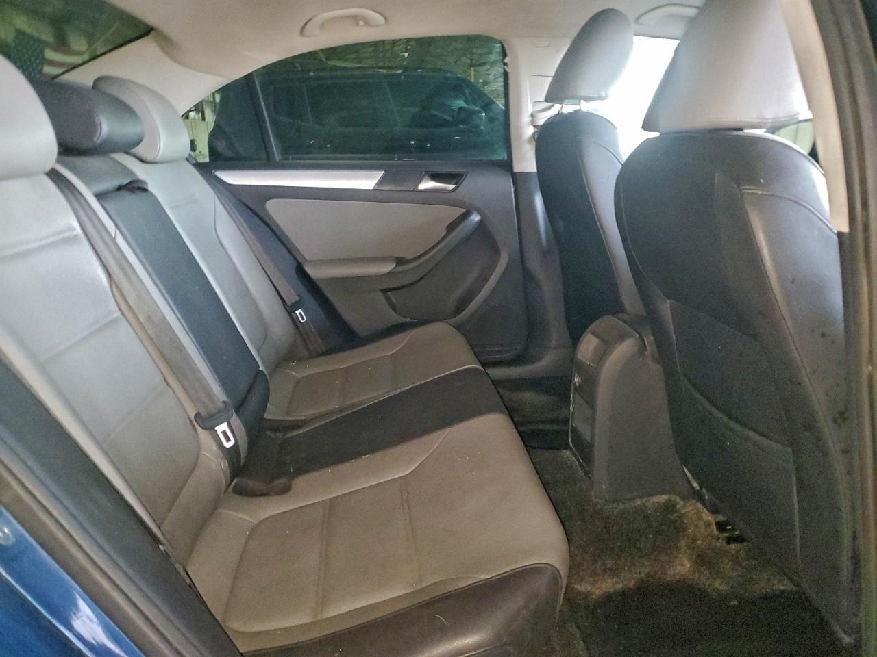 2016 VOLKSWAGEN JETTA