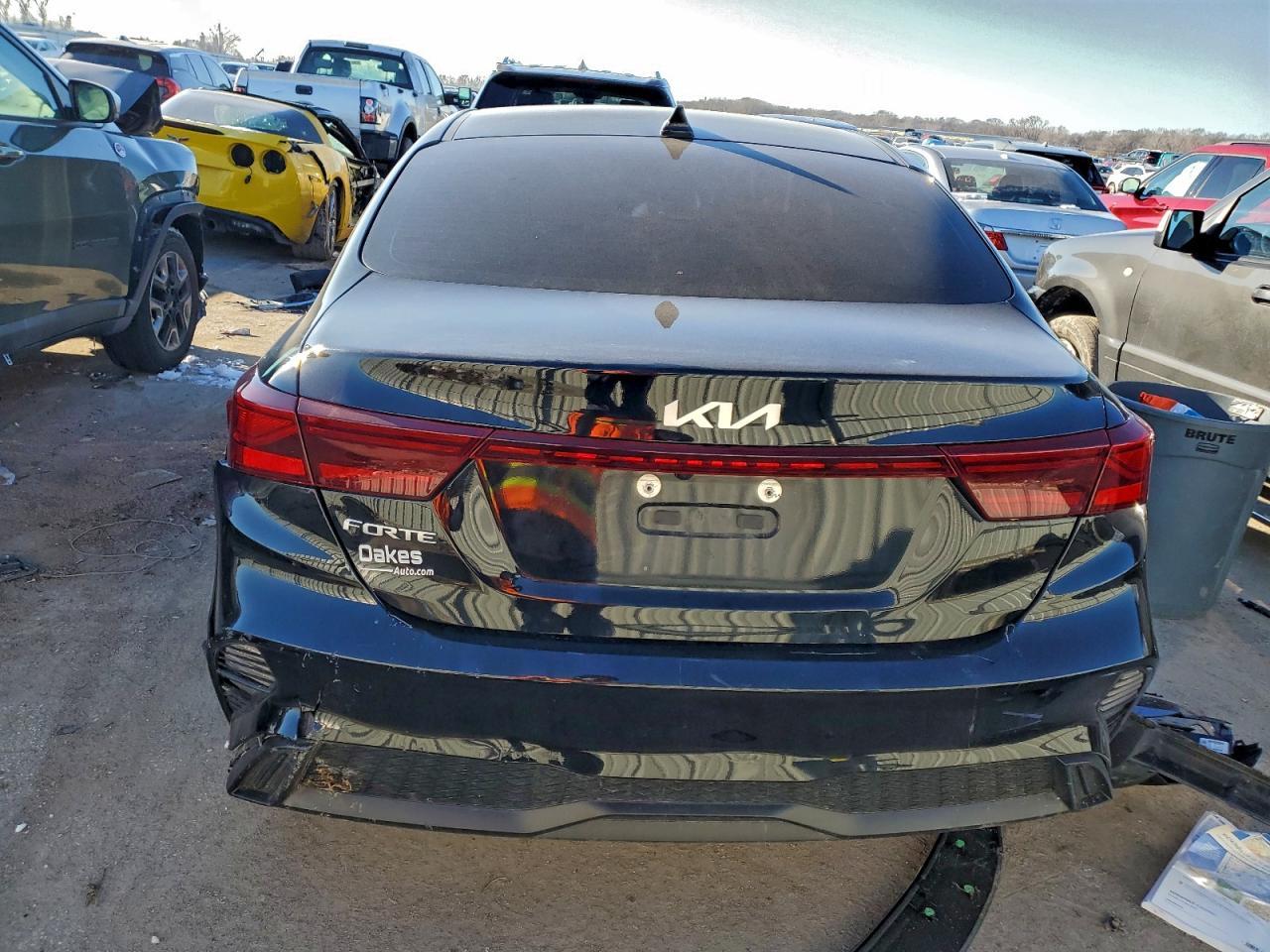 2023 KIA FORTE