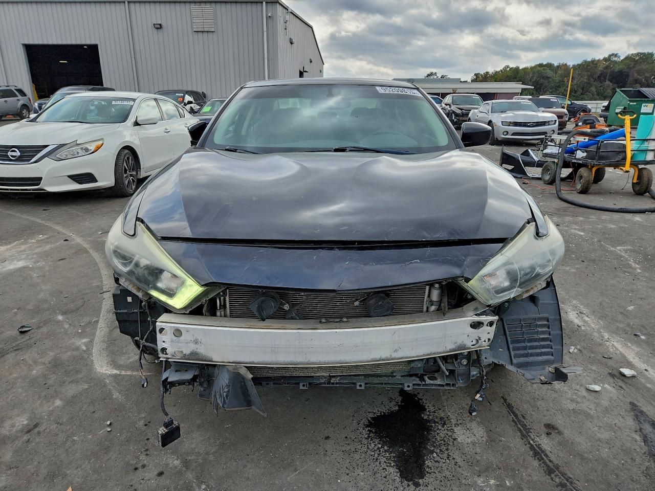 2017 NISSAN Maxima