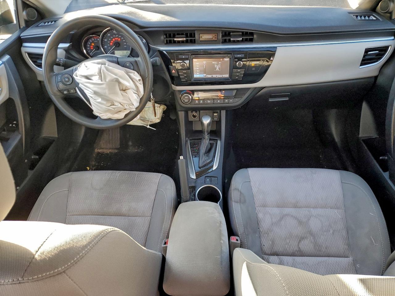 2015 TOYOTA COROLLA