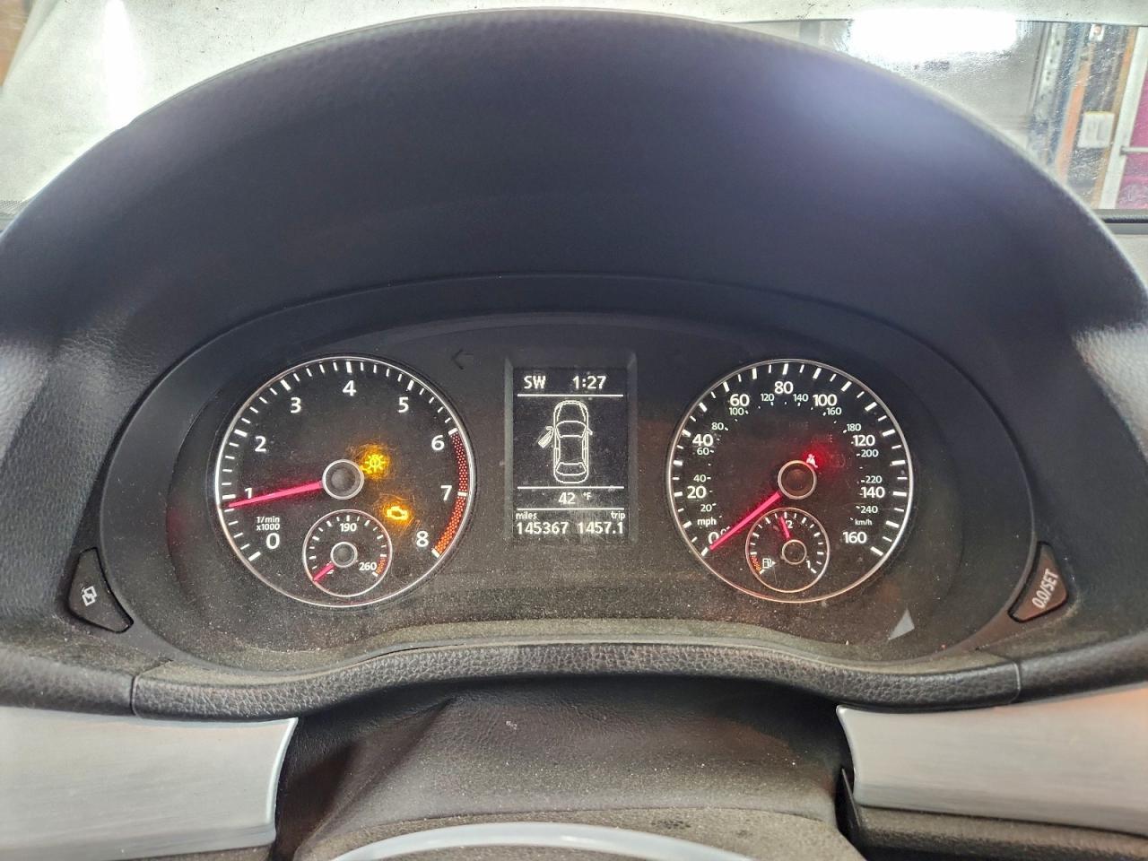 2012 VOLKSWAGEN Passat