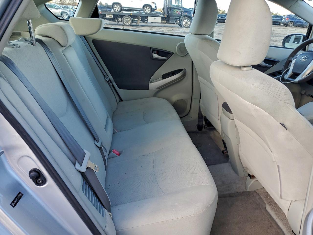 2011 TOYOTA PRIUS