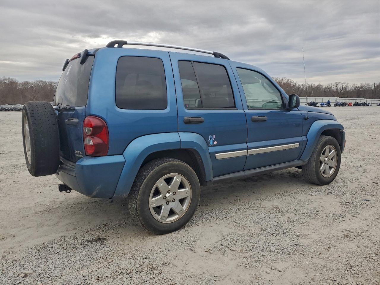 2005 JEEP Liberty