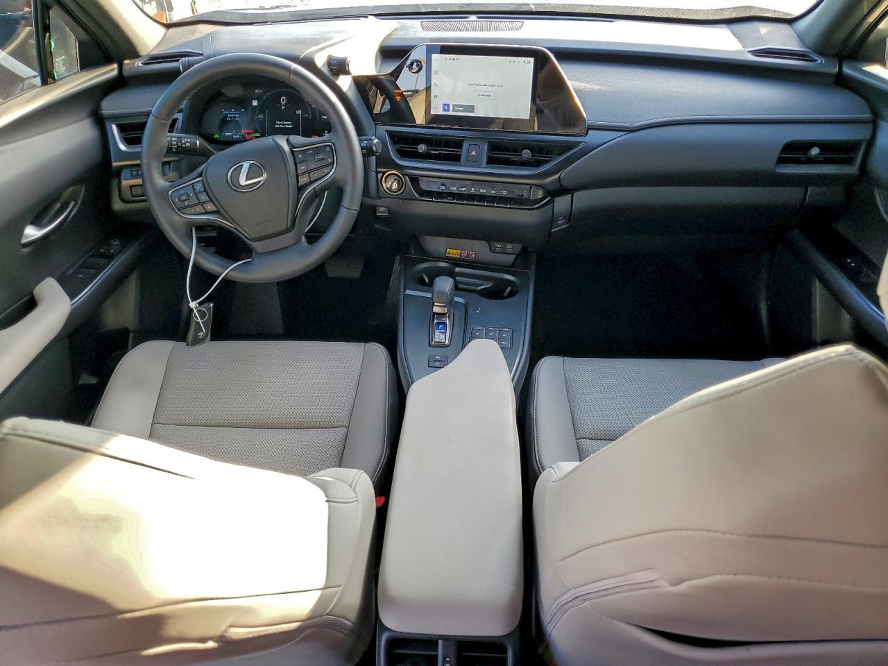 2025 LEXUS UX 300H