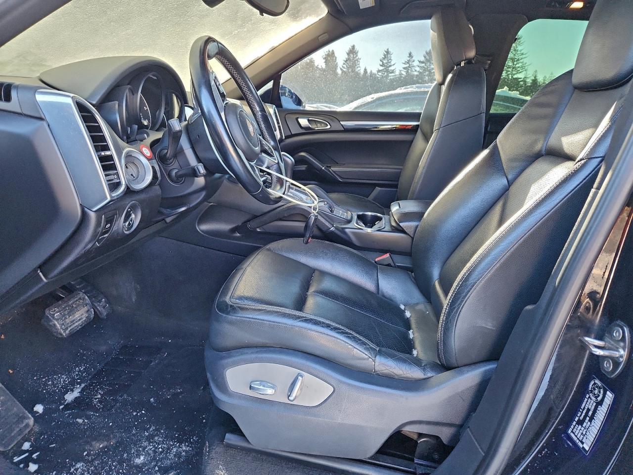 2015 PORSCHE CAYENNE