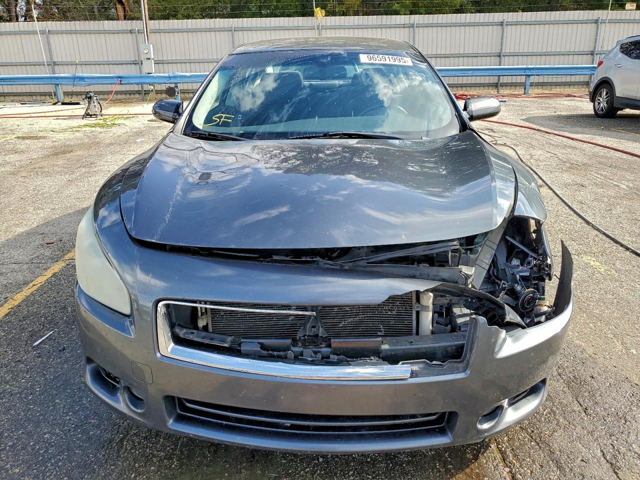 2013 NISSAN Maxima