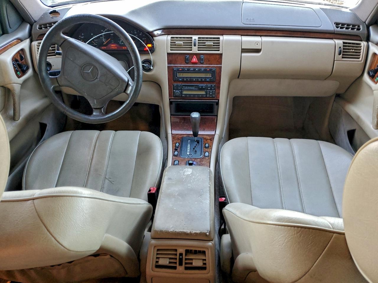 1996 MERCEDES-BENZ E-Class
