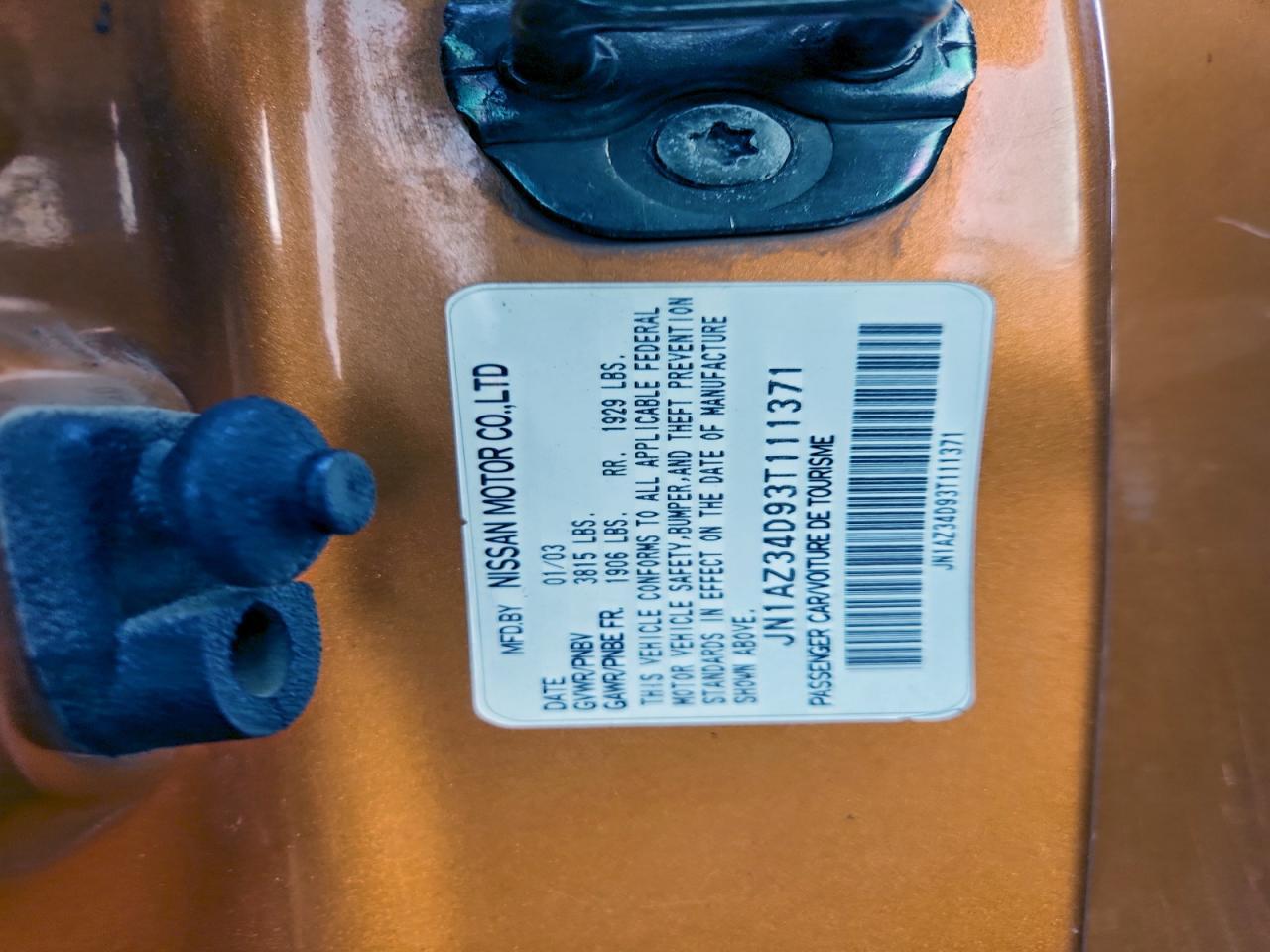 2003 NISSAN Z