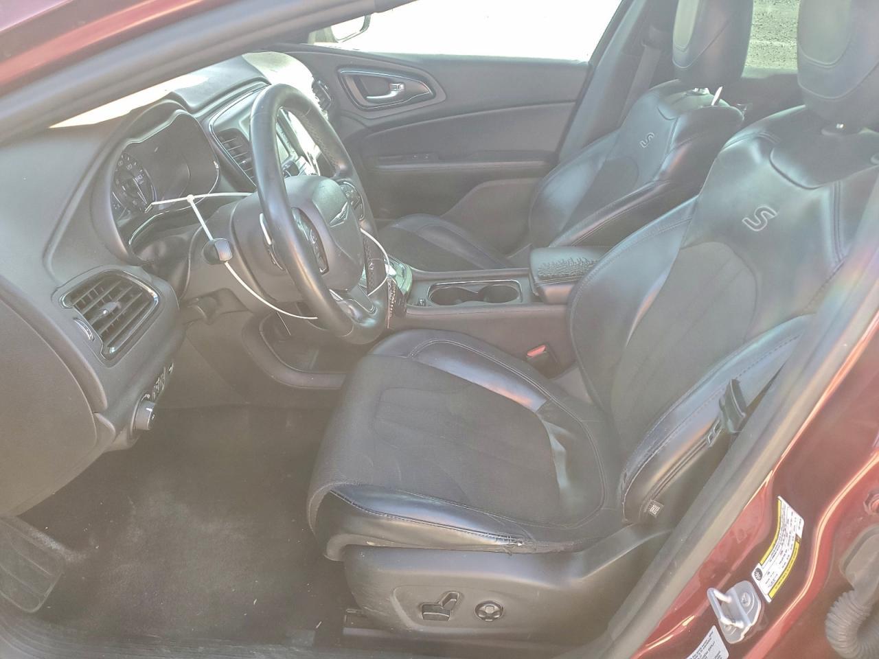 2016 CHRYSLER 200