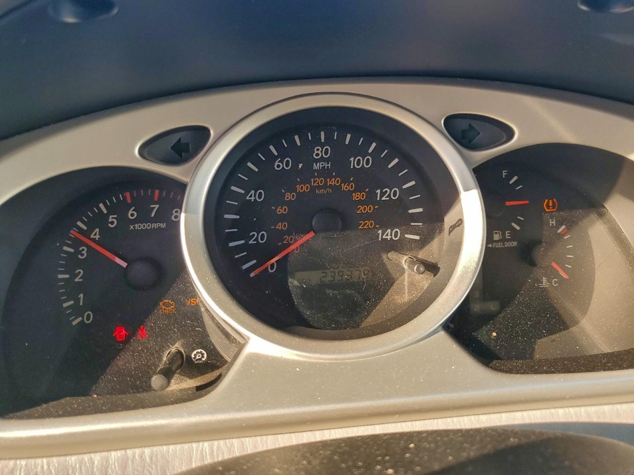 2005 TOYOTA HIGHLANDER