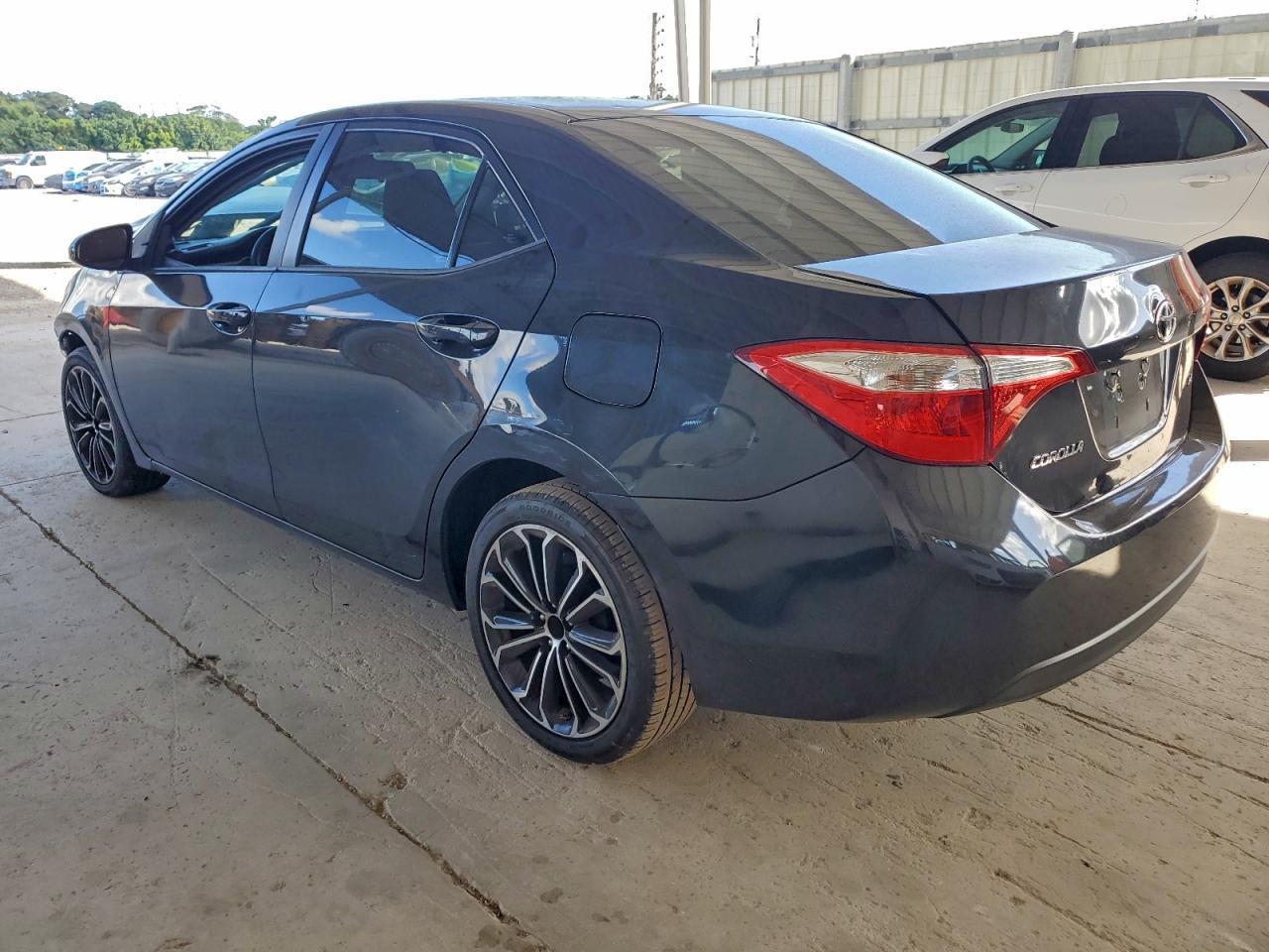 2016 TOYOTA COROLLA