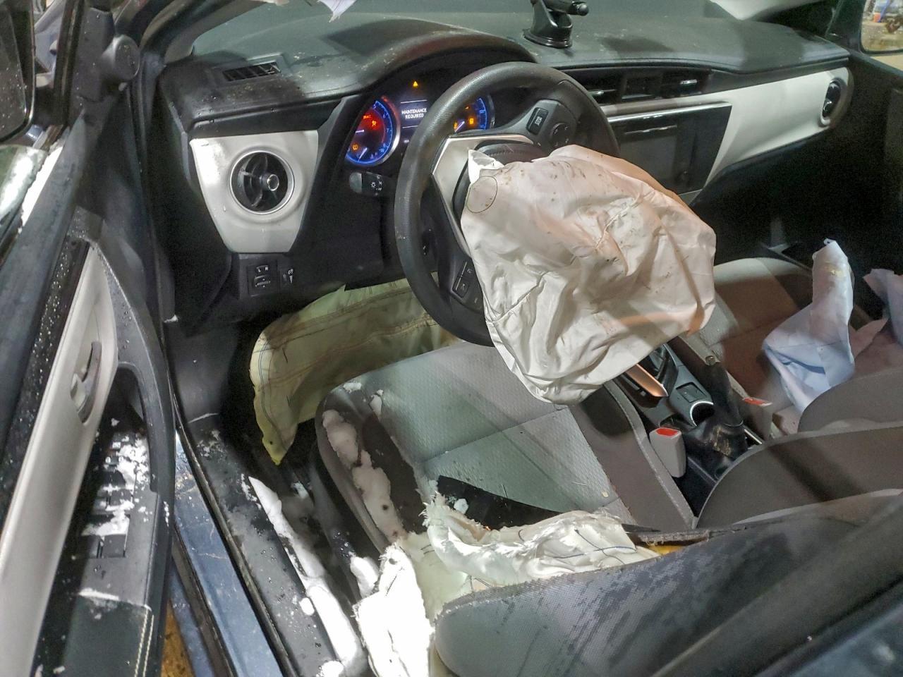 2018 TOYOTA COROLLA
