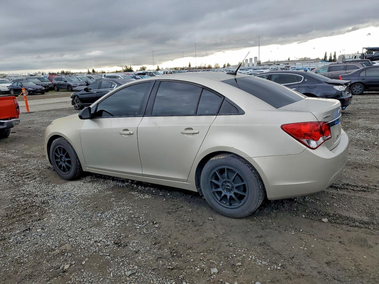 2014 CHEVROLET CRUZE