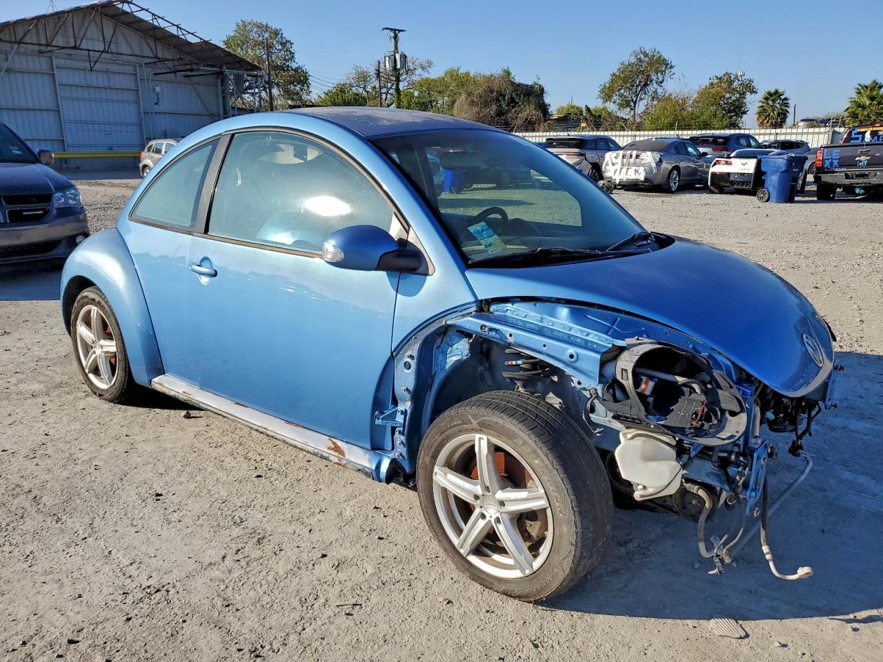 2010 VOLKSWAGEN Beetle
