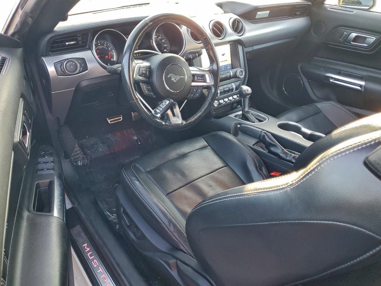 2022 FORD MUSTANG