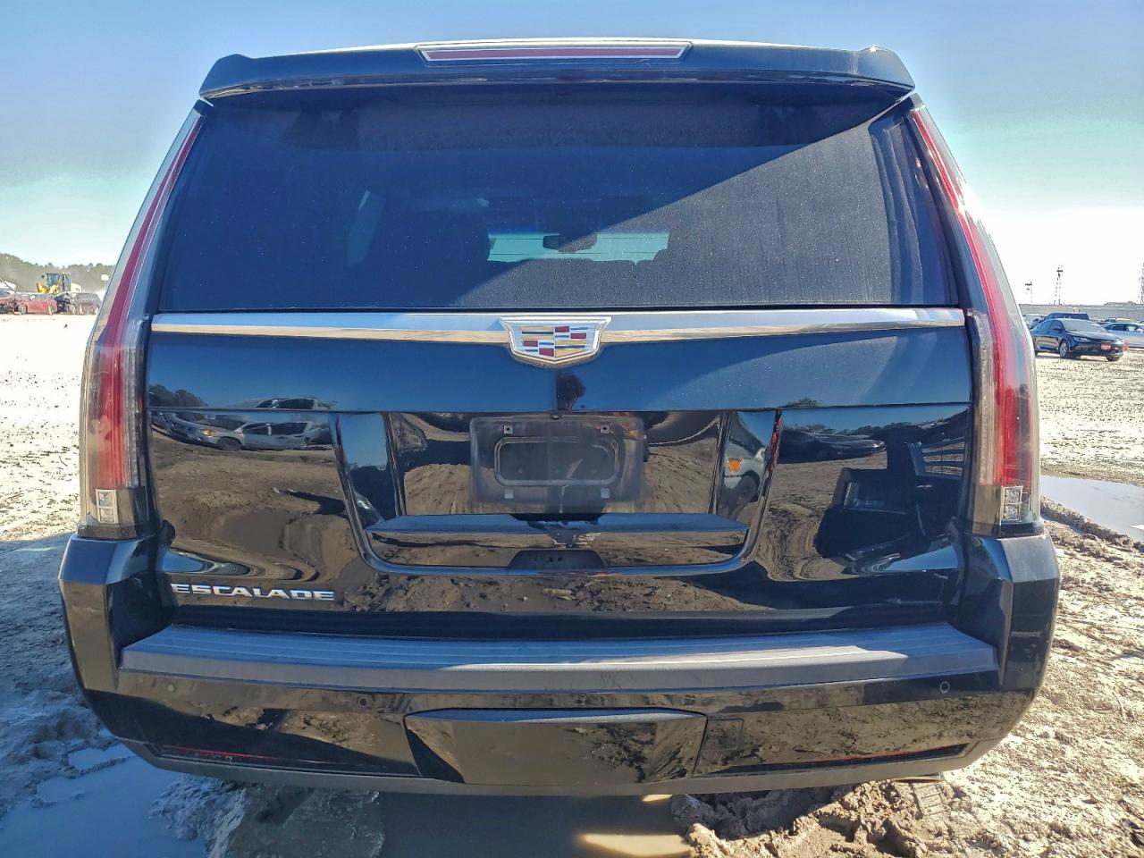 2015 CADILLAC ESCALADE