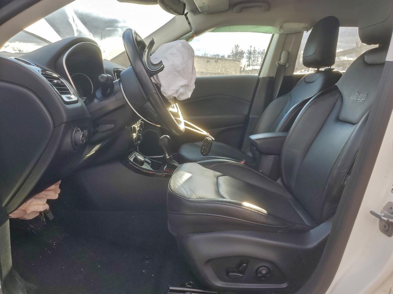 2020 JEEP Compass