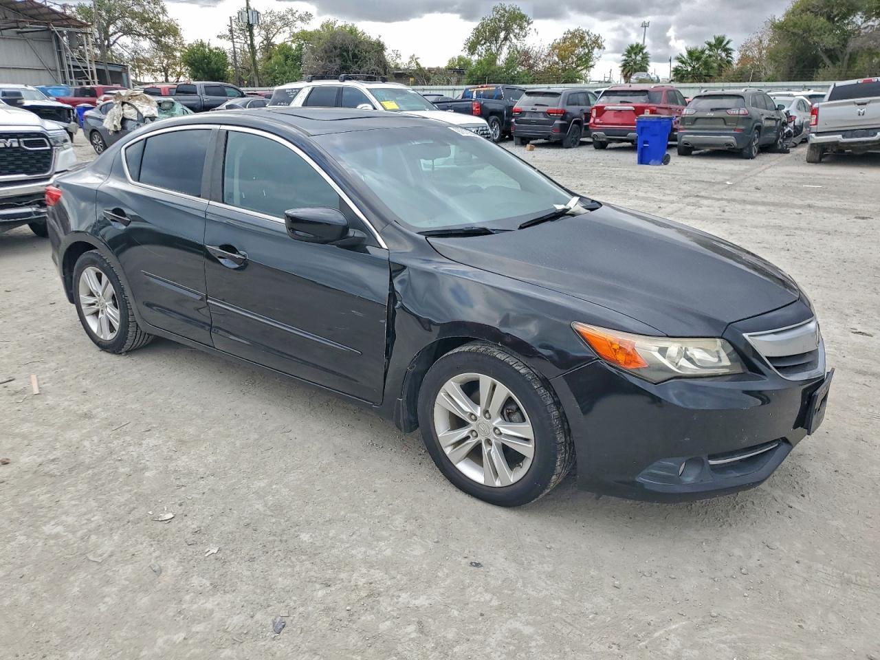 2013 ACURA ILX