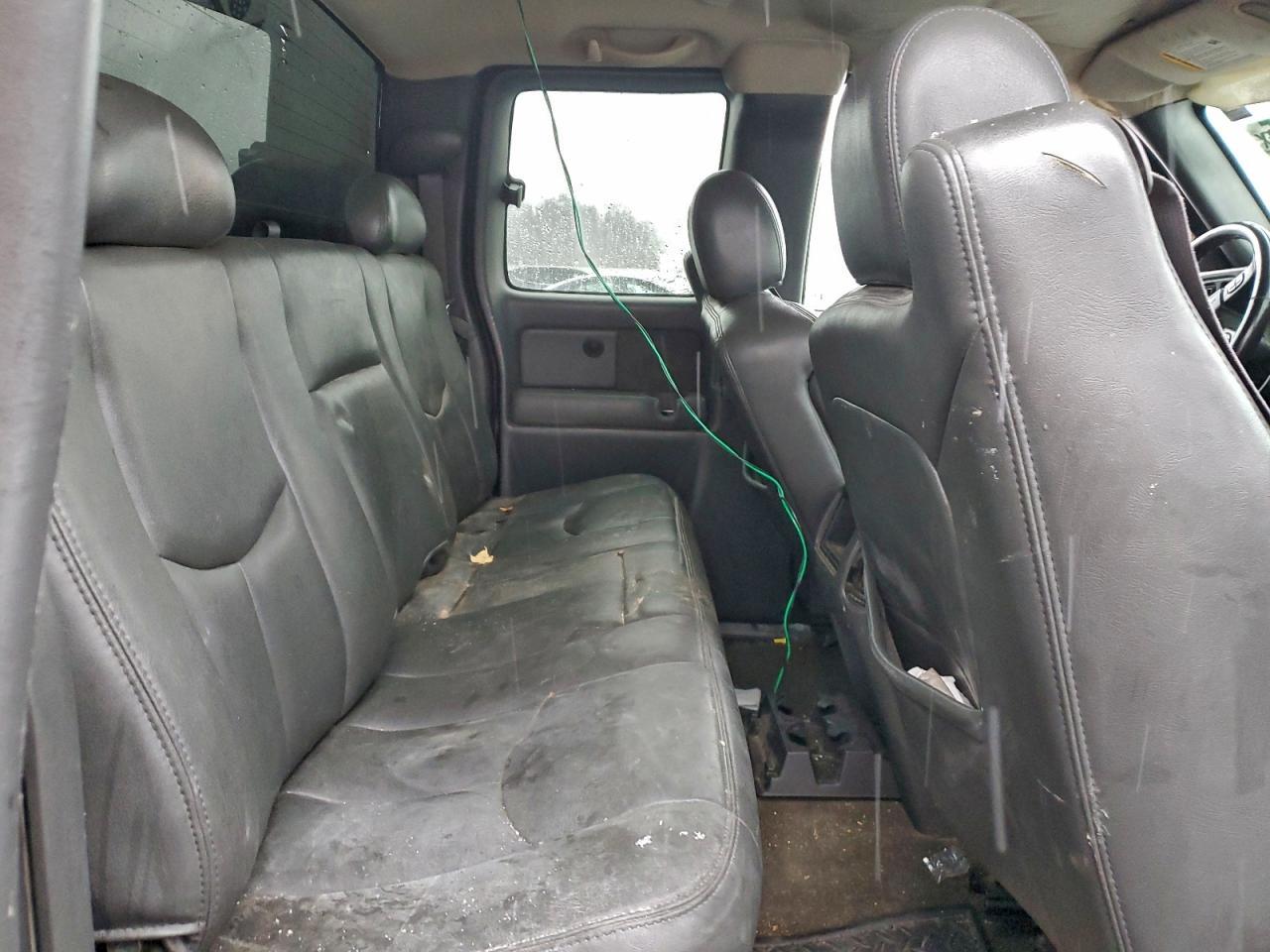 2004 CHEVROLET Silverado