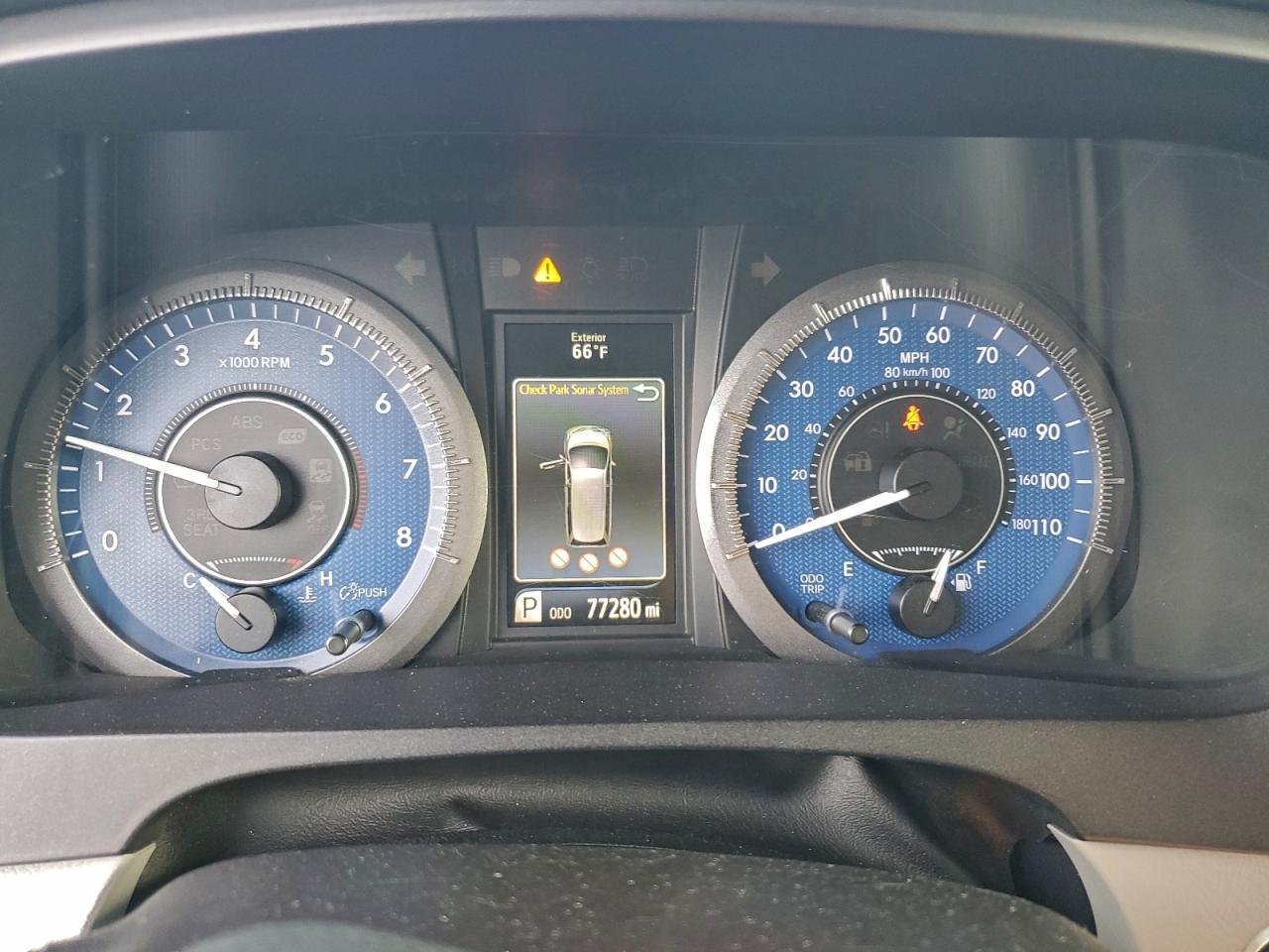 2016 TOYOTA SIENNA