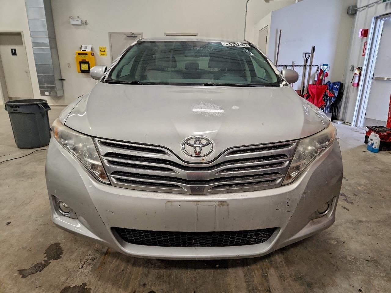 2011 TOYOTA VENZA