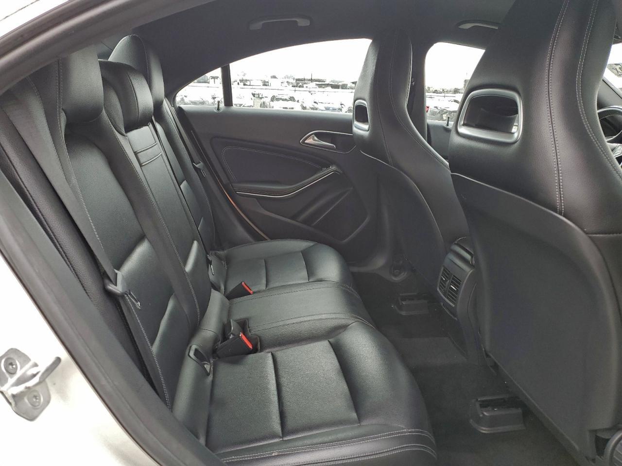 2016 MERCEDES-BENZ CLA-Class