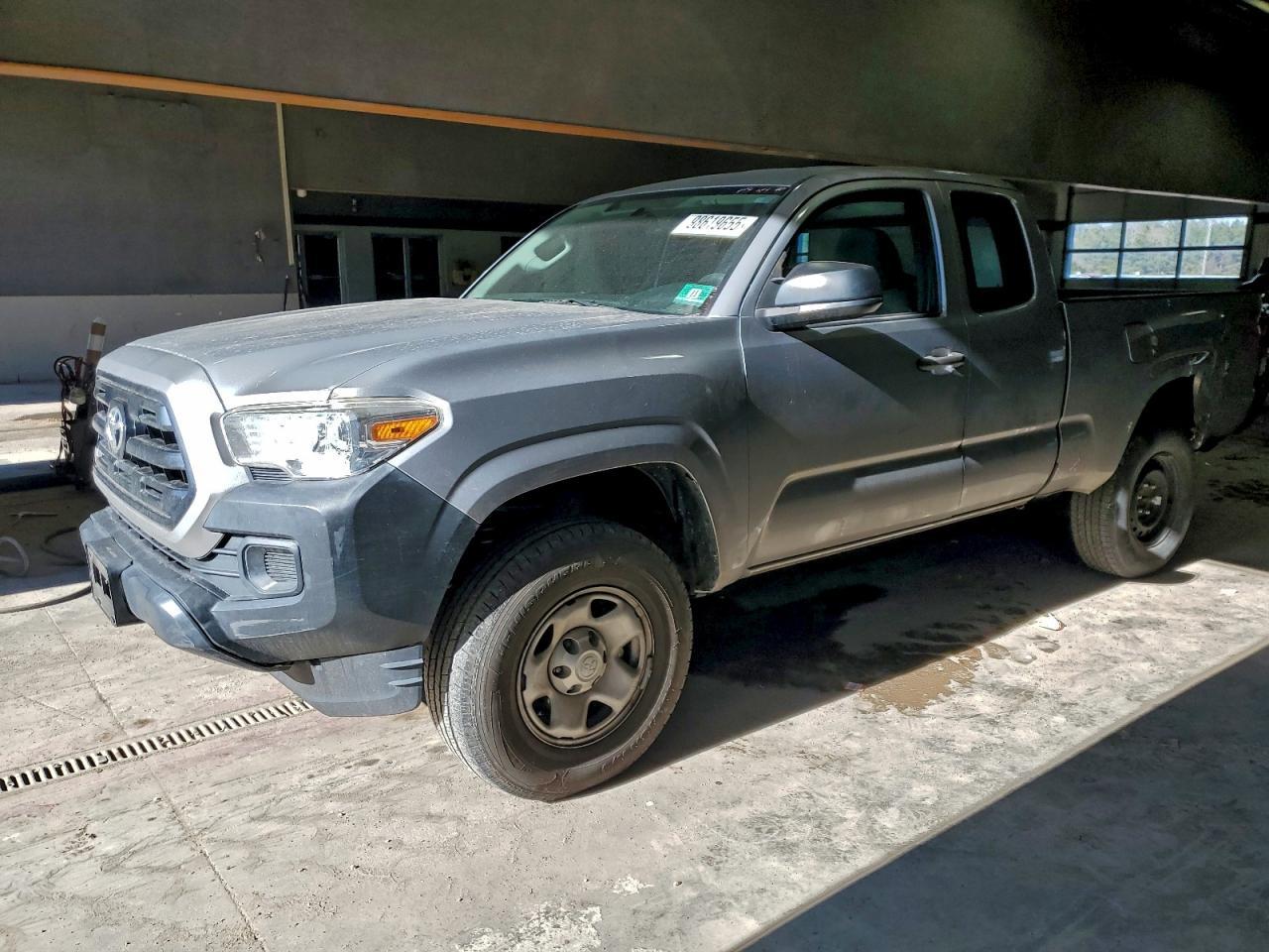 2016 TOYOTA TACOMA