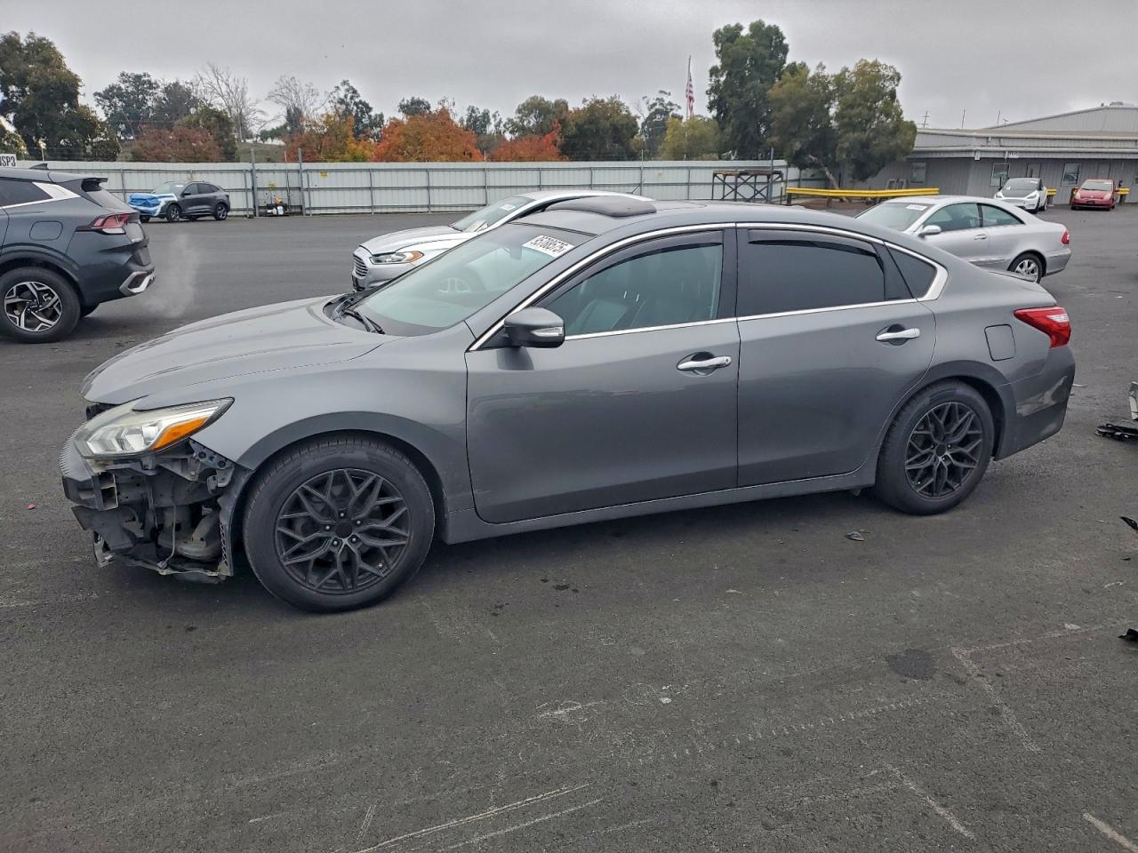 2017 NISSAN