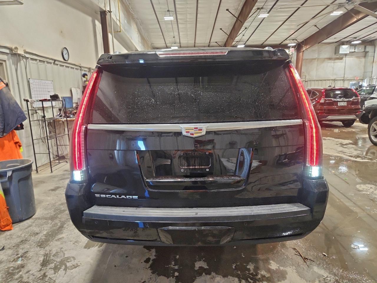 2016 CADILLAC Escalade ESV