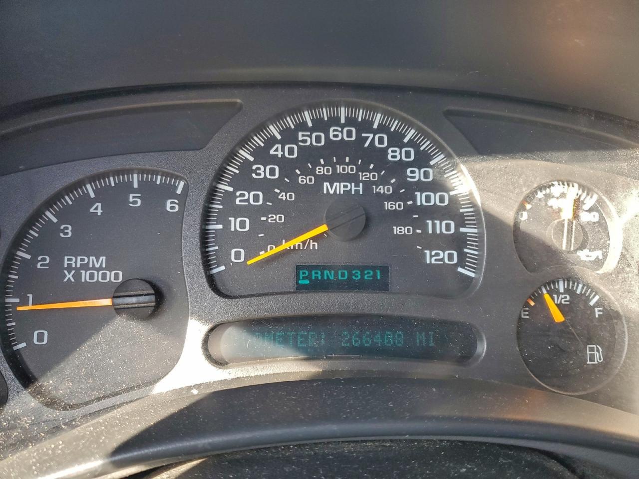 2004 CHEVROLET Silverado
