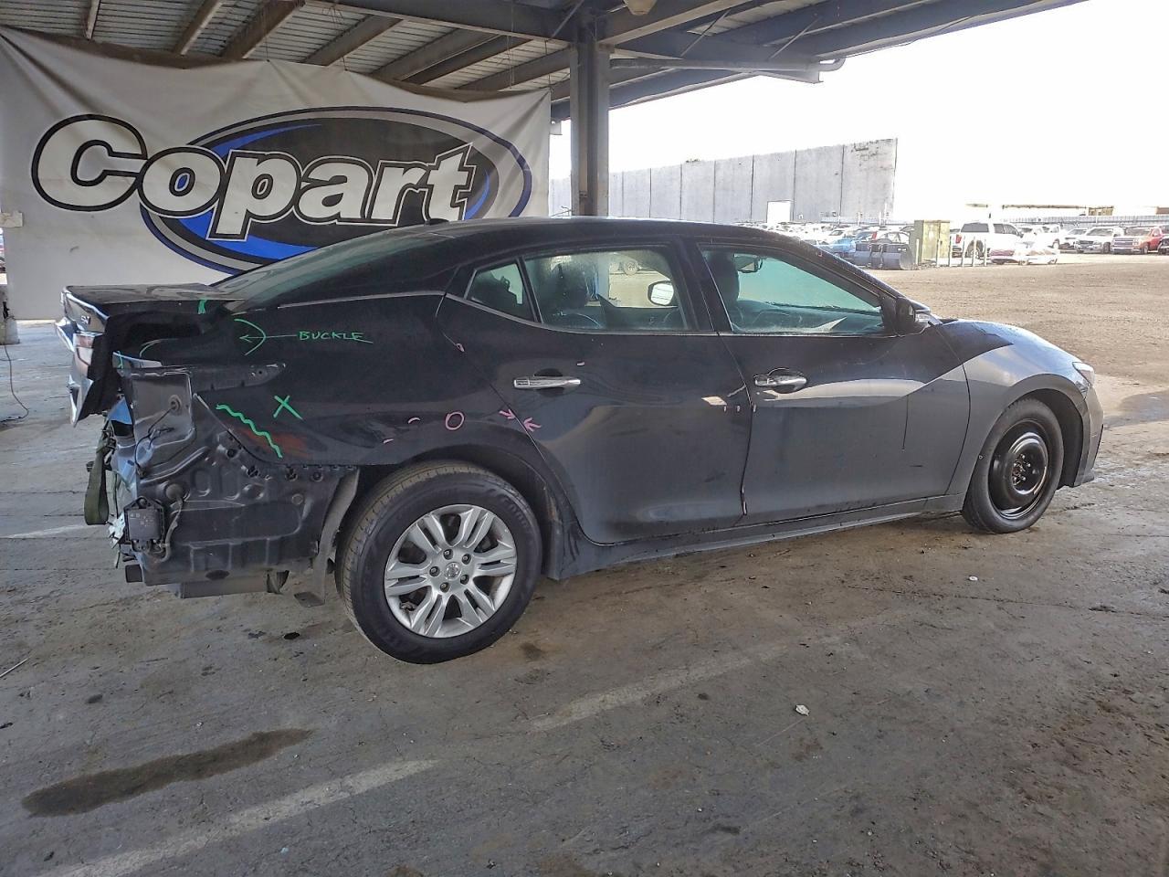 2019 NISSAN Maxima