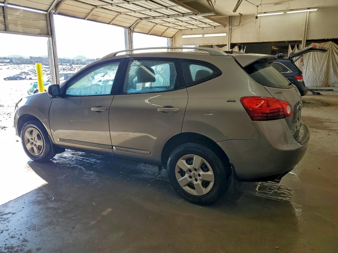 2014 NISSAN ROGUE