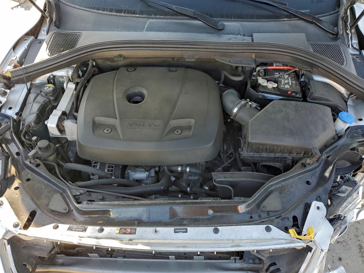 2016 VOLVO XC60