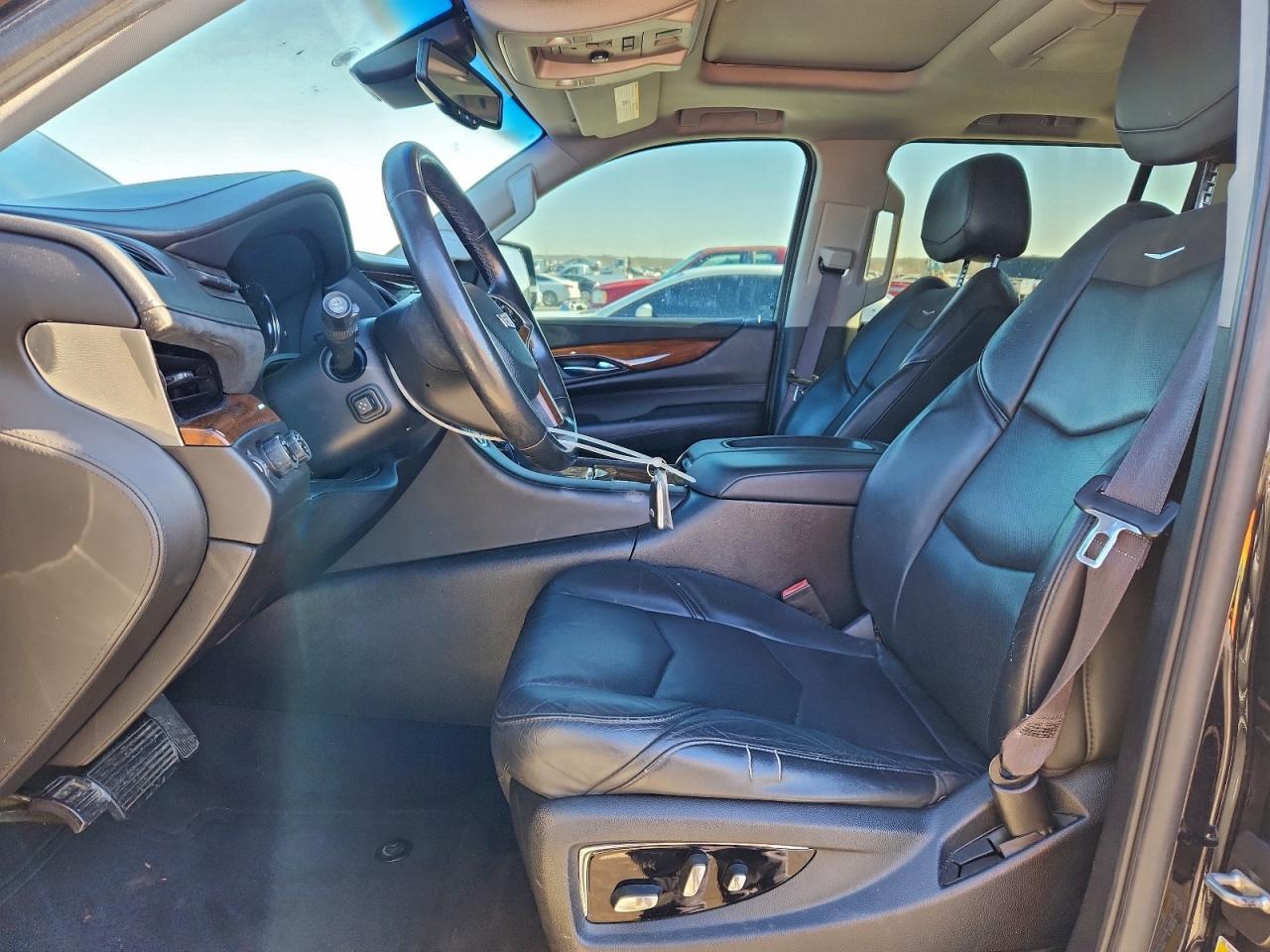 2016 CADILLAC Escalade ESV