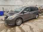 2012 TOYOTA SIENNA