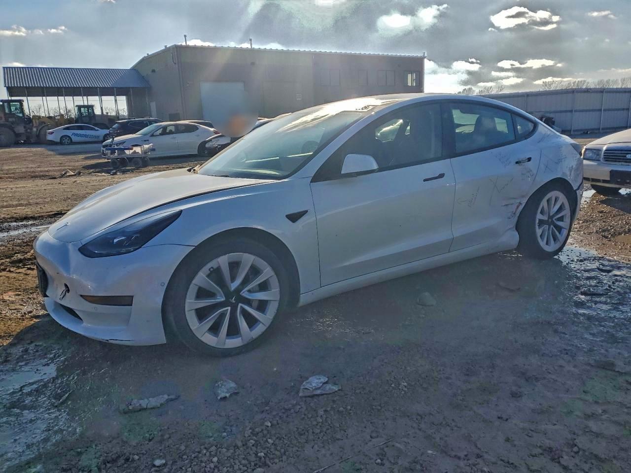 2022 TESLA MODEL 3
