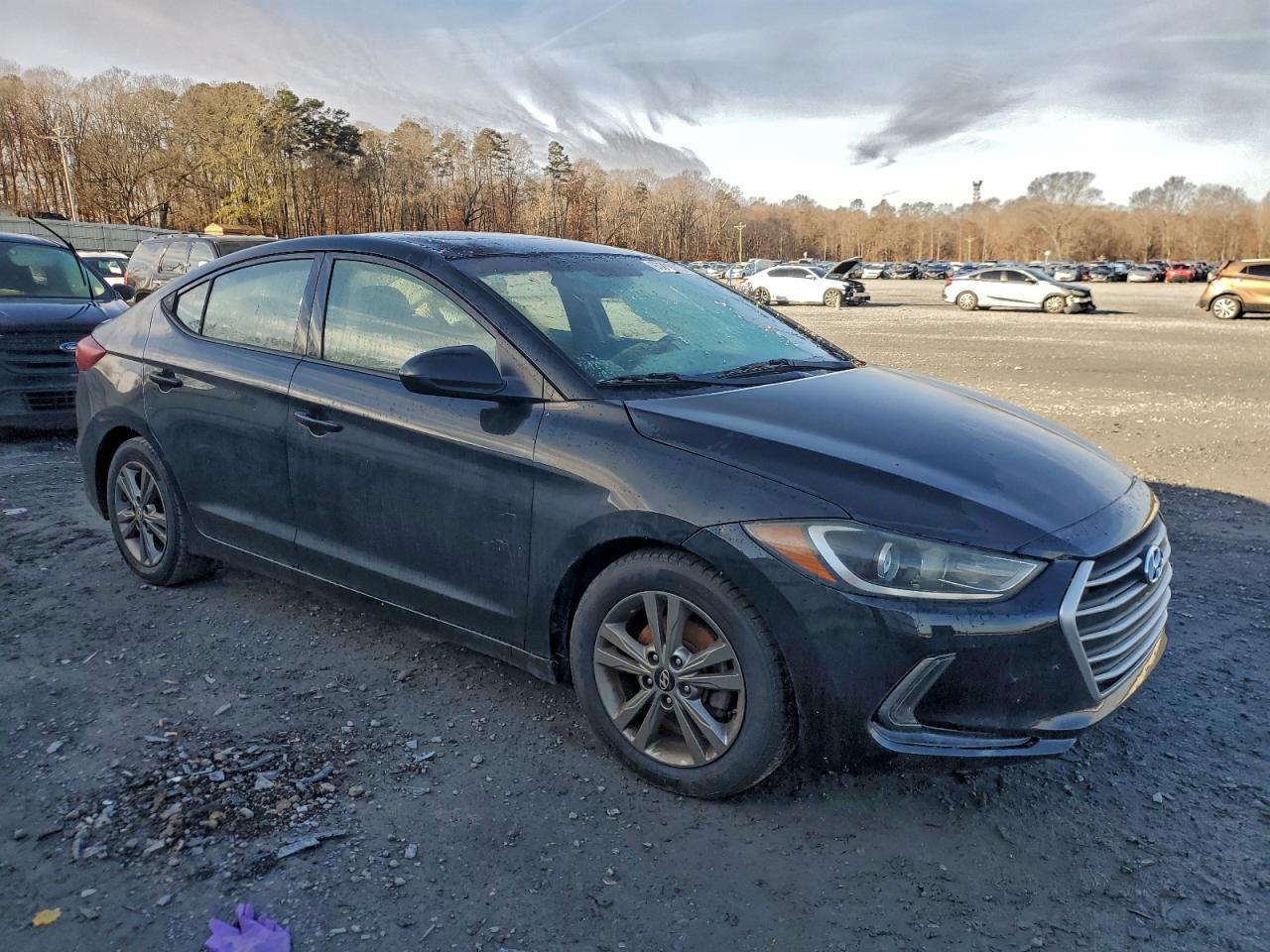 2017 HYUNDAI ELANTRA
