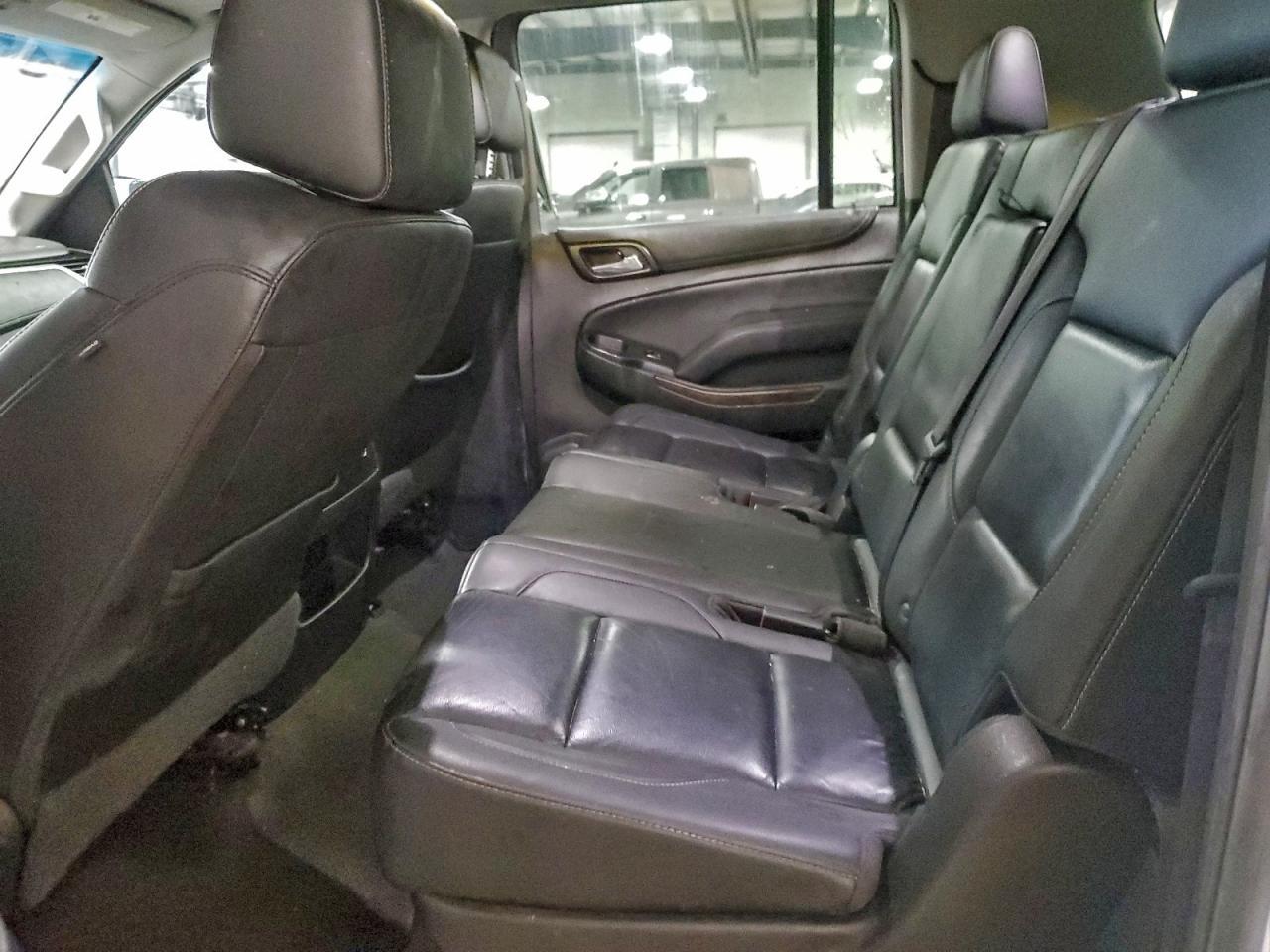 2017 CHEVROLET Suburban